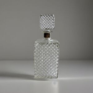 Vtg Thatcher Diamond Pattern Glass Liquor Bottle Decanter w/ Stopper Barware